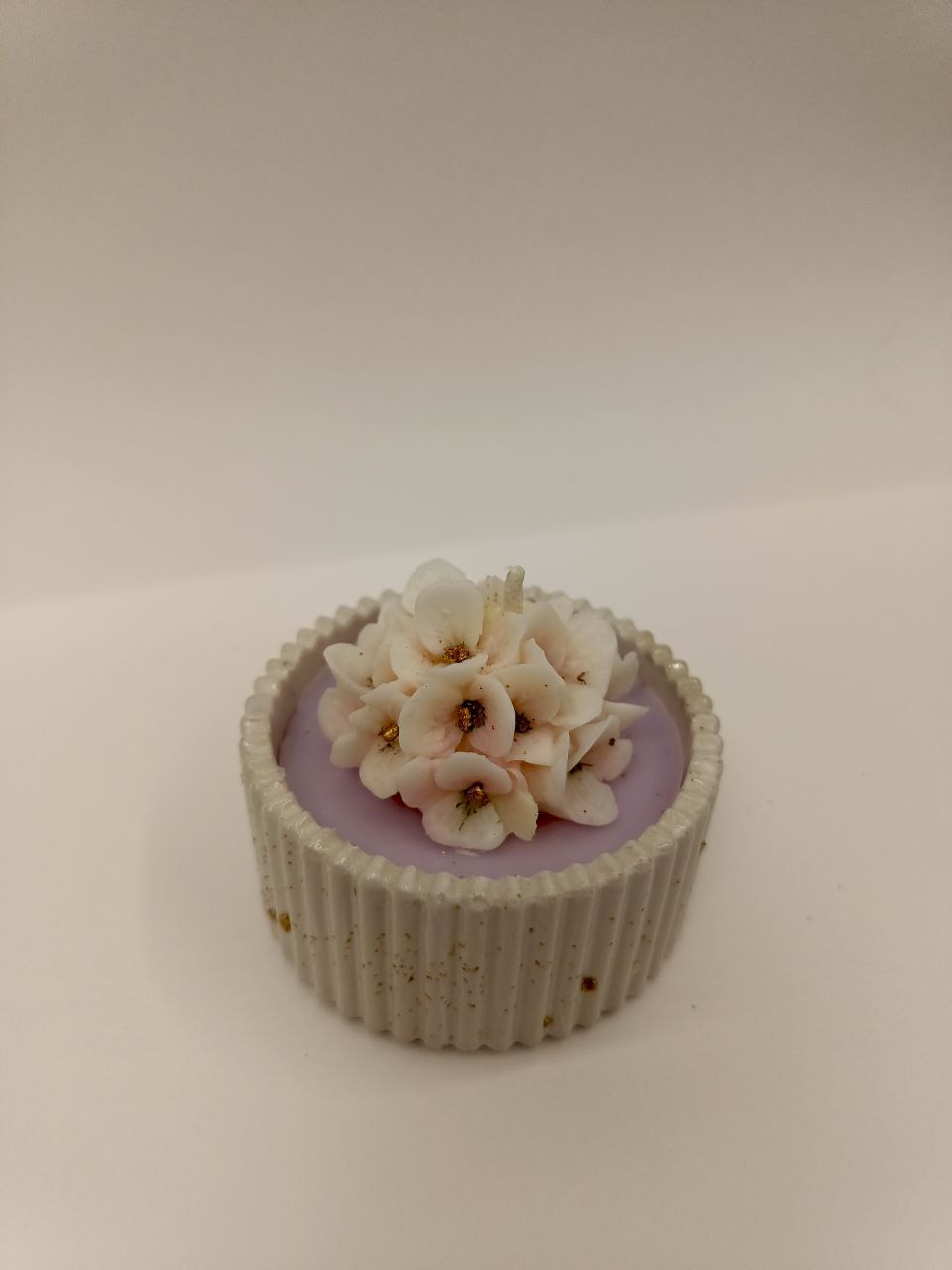 Свеча "Цветущая нежность" — изображение 4